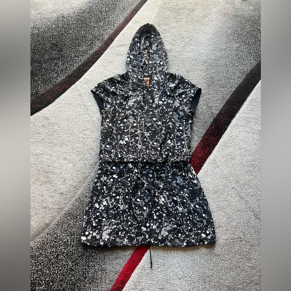 Tory Burch Abstract Print Silk Hooded Athletic Dress